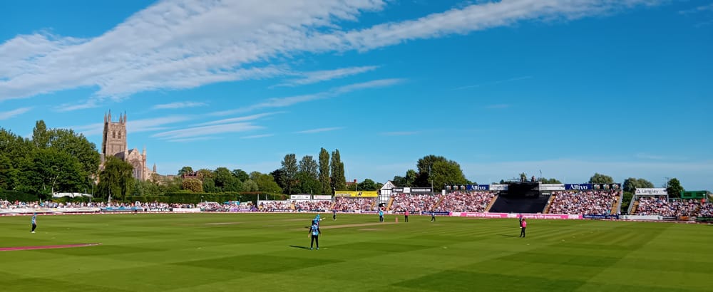 Worc v warls